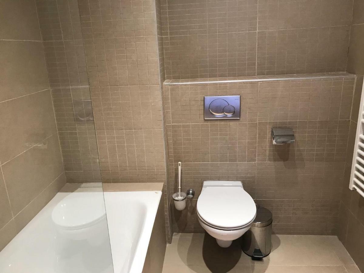 Sea View Central Apt Ithaki Larnaca Extérieur photo