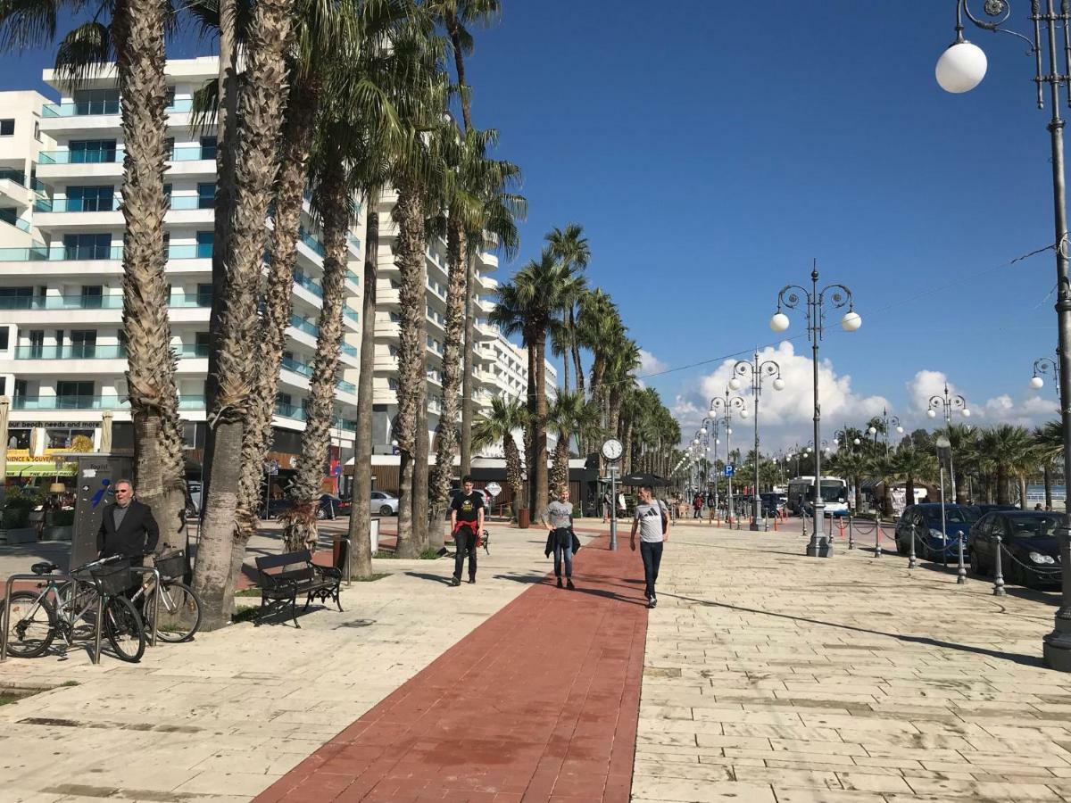 Sea View Central Apt Ithaki Larnaca Extérieur photo
