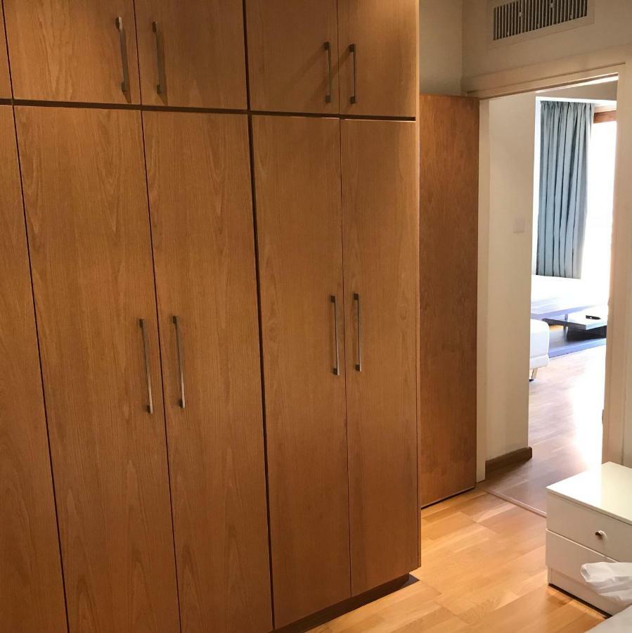 Sea View Central Apt Ithaki Larnaca Extérieur photo